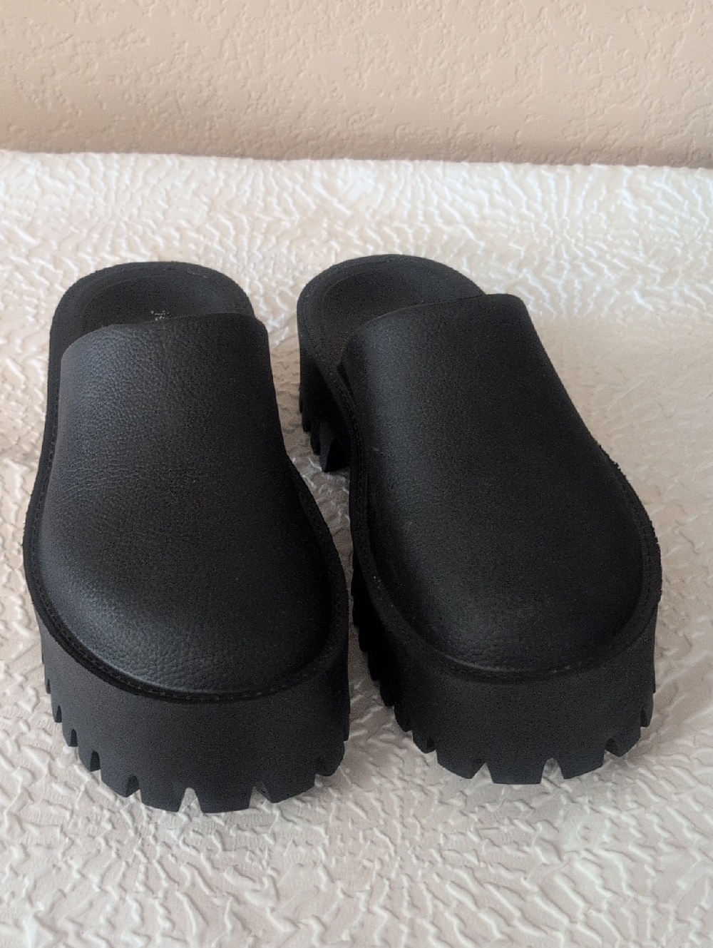 Women’s Black Platform Clog Mules